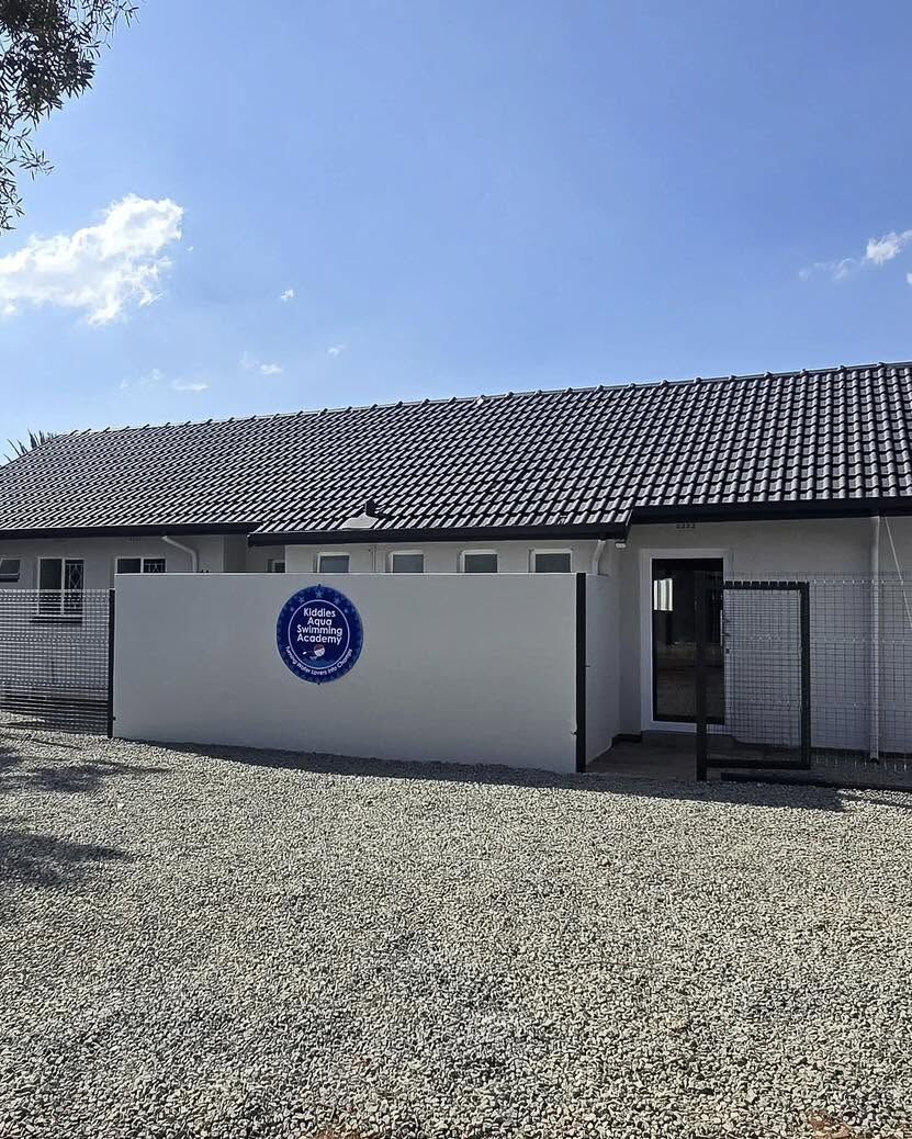 Benoni — Farrarmere, Farrarmere — indoor swimming pool and swimming lesson photo 1